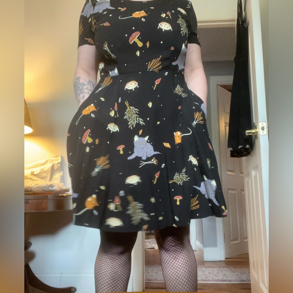 Wicket cute woodland dress with pockets!!